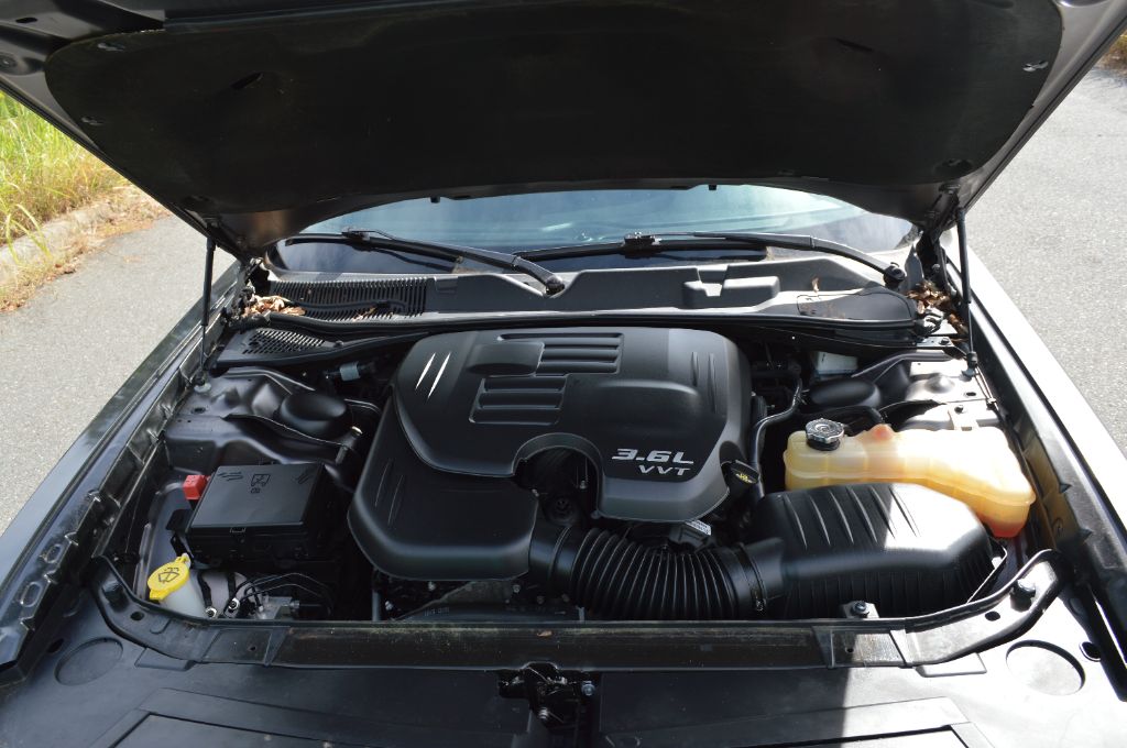 2017 Dodge Challenger - $11,000