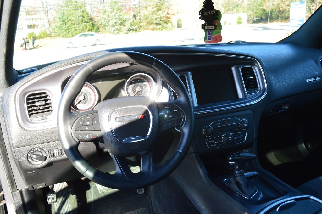 2015 Dodge Charger - $11,000