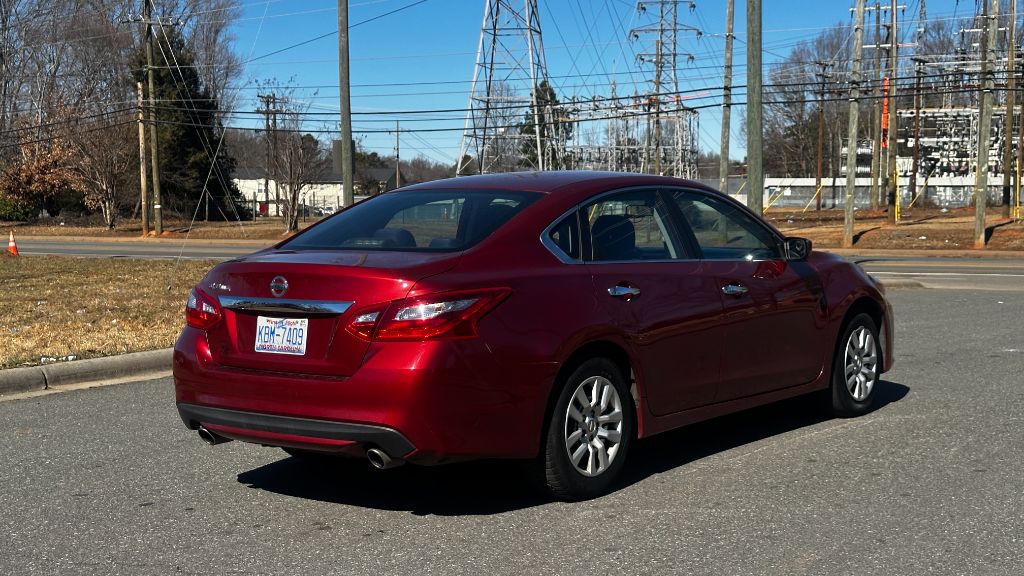 2016 Nissan Altima - $5,000
