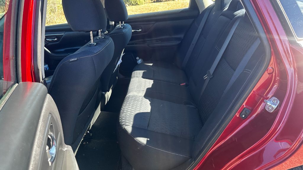 2016 Nissan Altima - $5,000