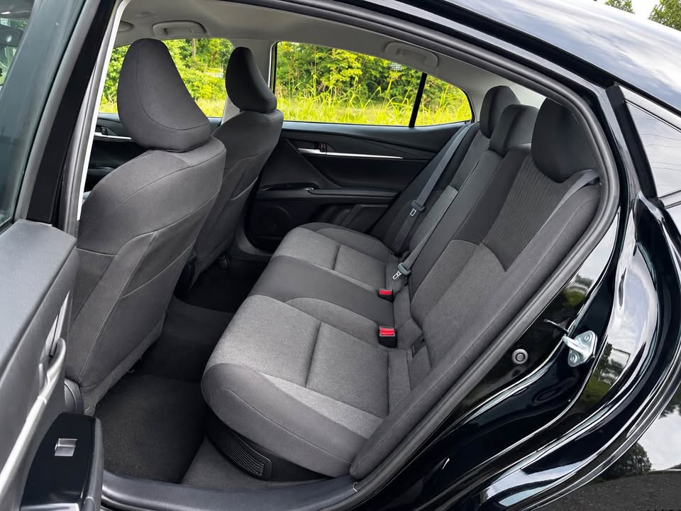 2025 Toyota Camry - $23,000