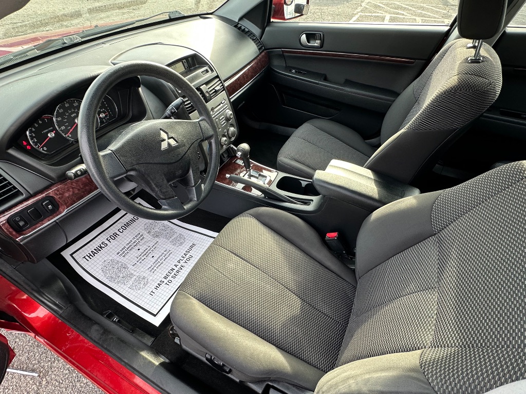 2012 Mitsubishi Galant ES photo