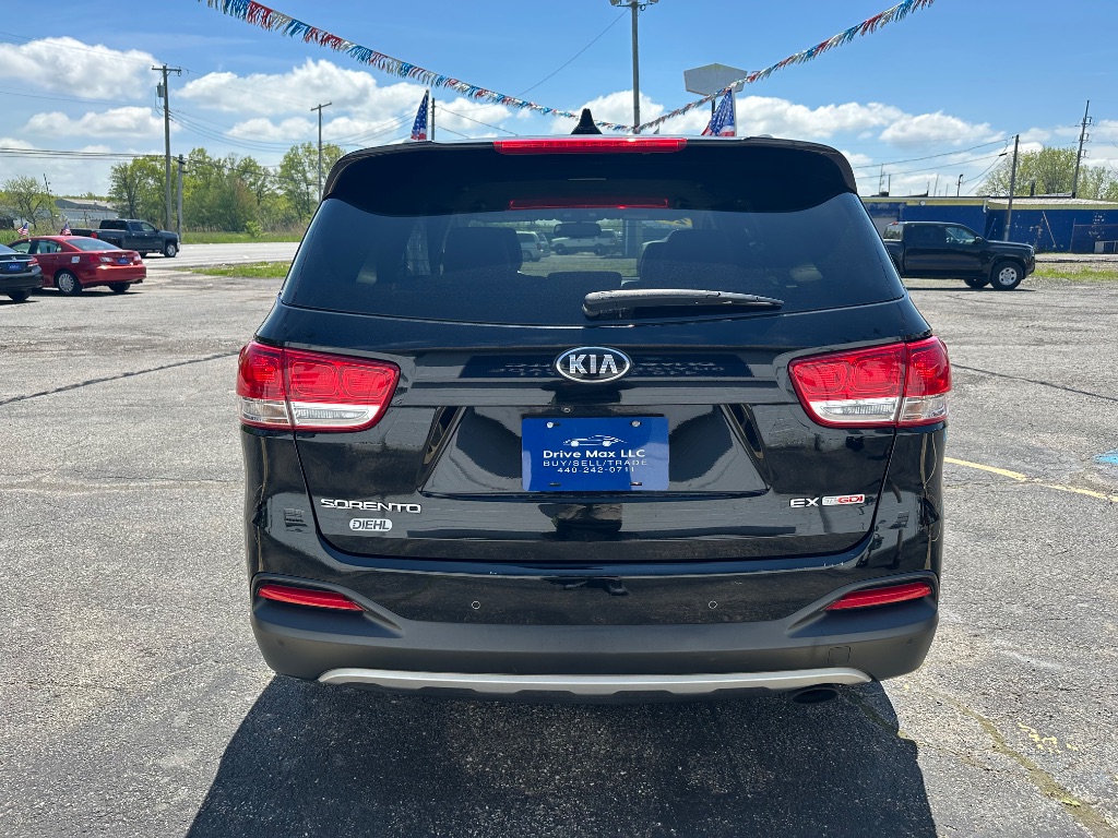 2016 Kia Sorento EX photo