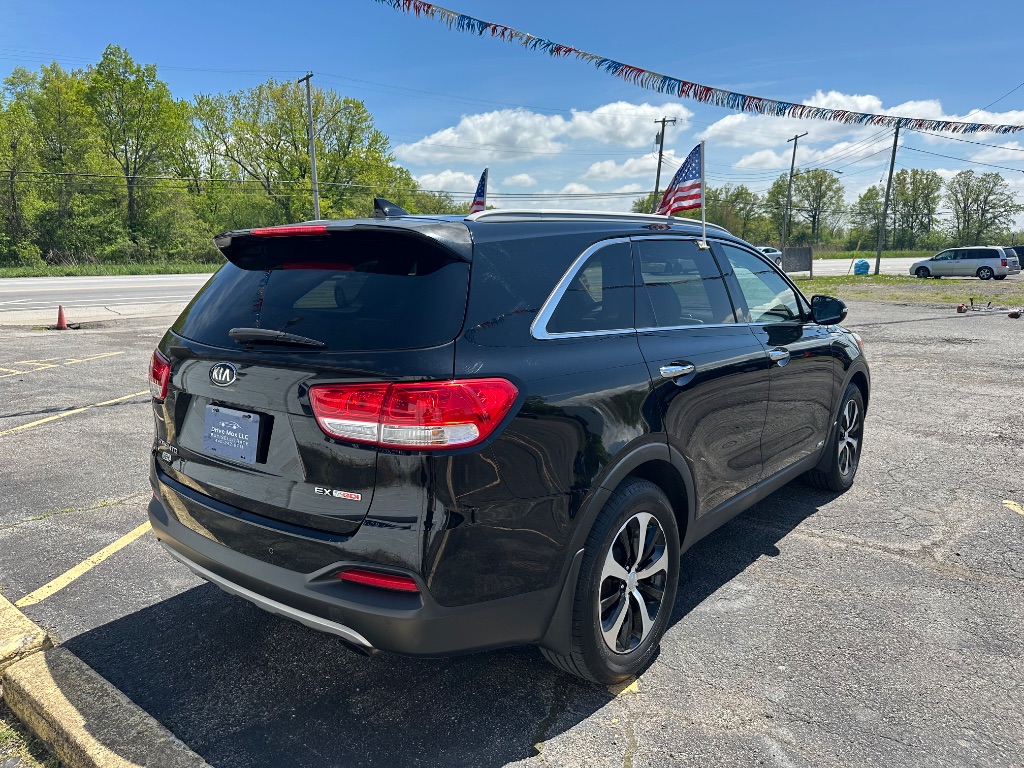 2016 Kia Sorento EX photo