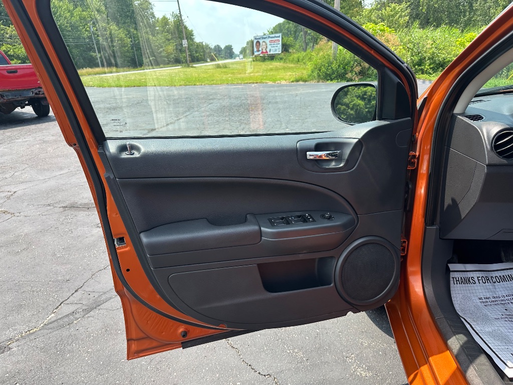 2011 Dodge Caliber - $7,425
