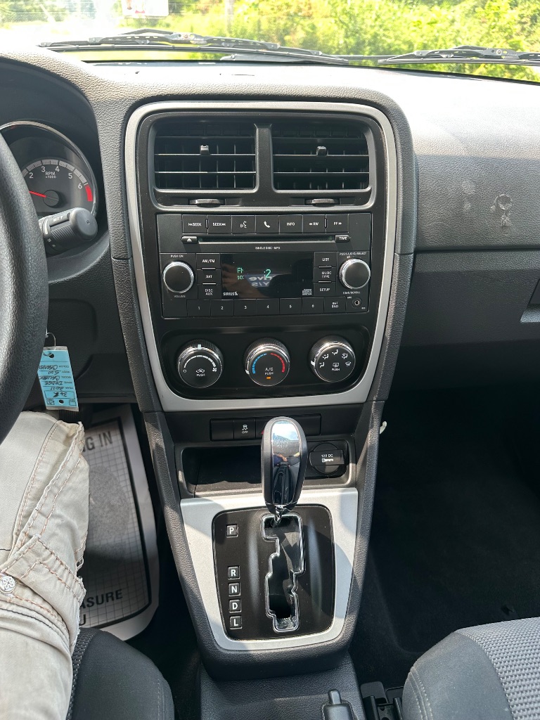 2011 Dodge Caliber - $7,425