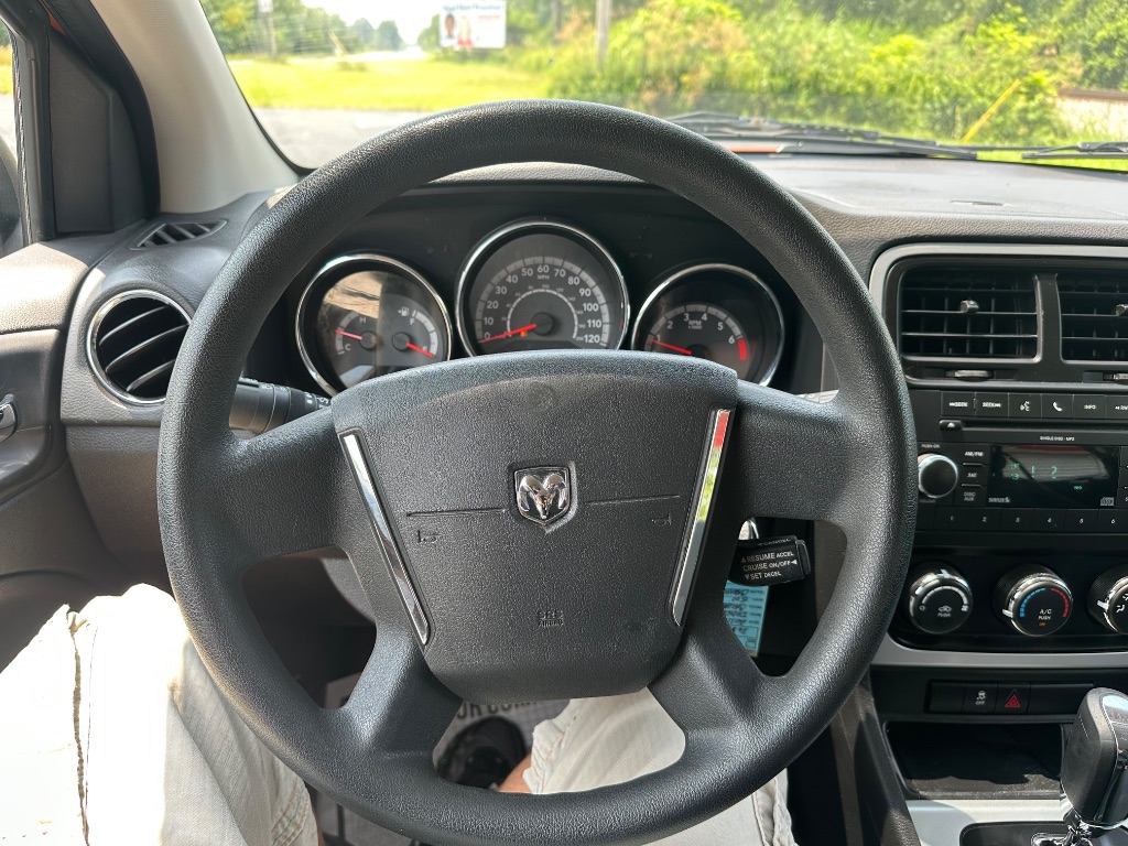 2011 Dodge Caliber - $7,425