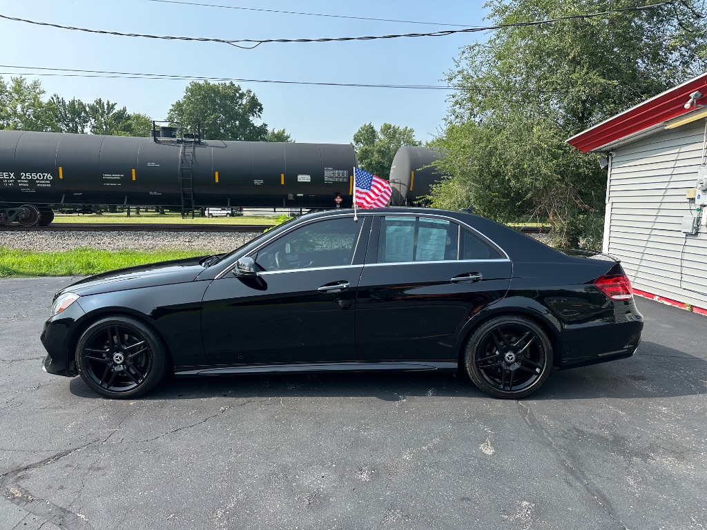 2015 Mercedes-Benz E Class - $15,275