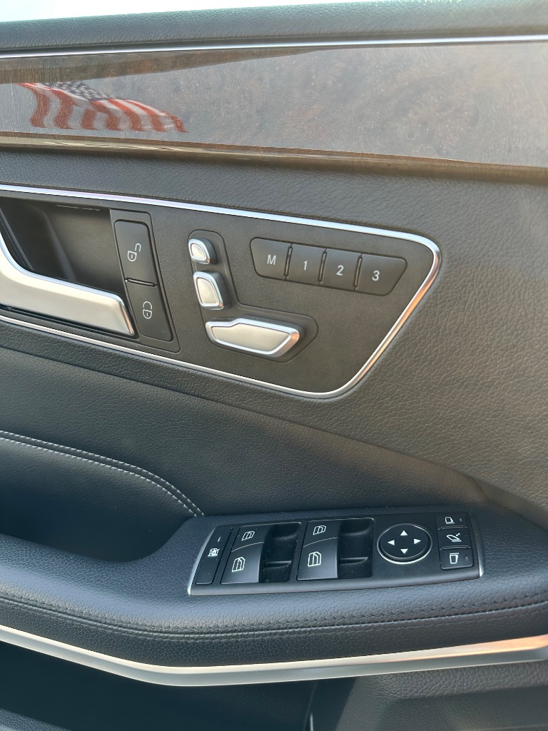 2015 Mercedes-Benz E Class - $15,275