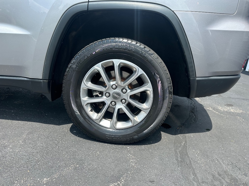 2014 Jeep Cherokee - $12,995