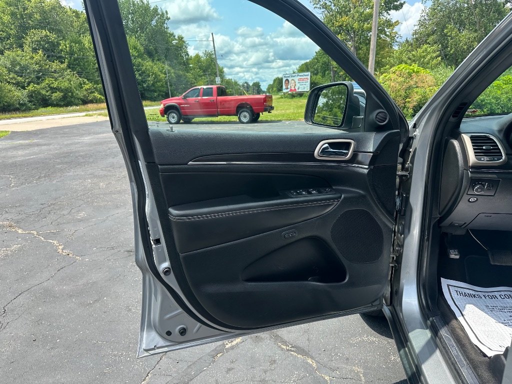 2014 Jeep Cherokee - $12,995