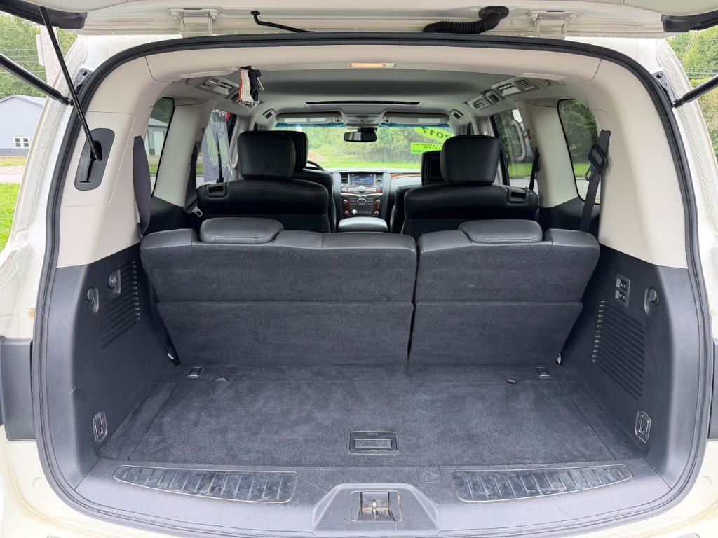 2017 INFINITI QX80 - $17,000
