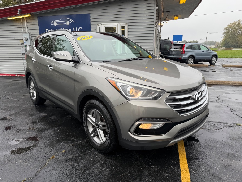 2017 Hyundai Santa Fe - $9,995