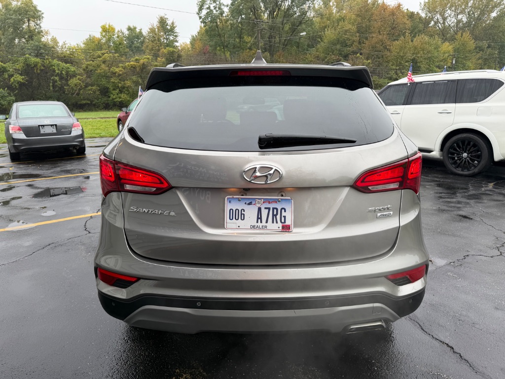 2017 Hyundai Santa Fe - $9,995