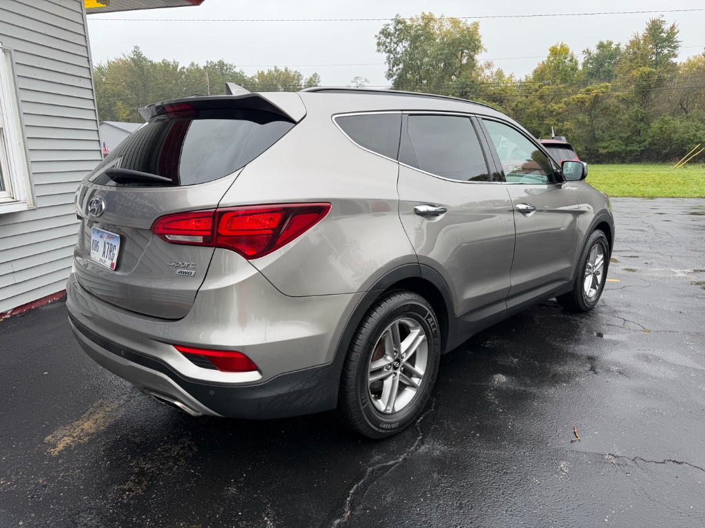 2017 Hyundai Santa Fe - $9,995