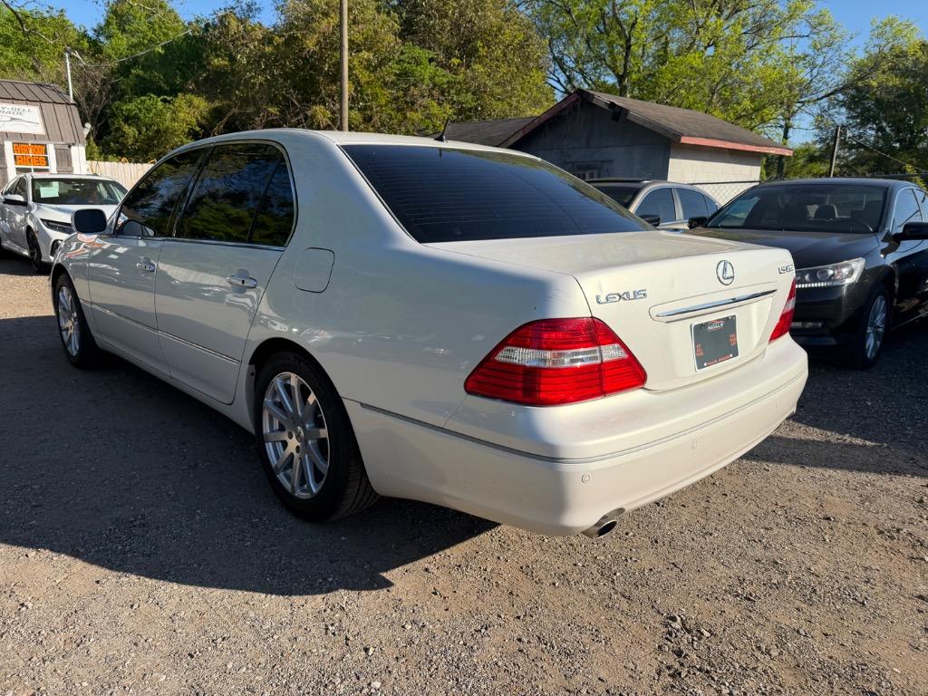 2005 Lexus LS