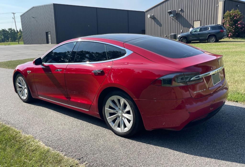 2016 Tesla Model S