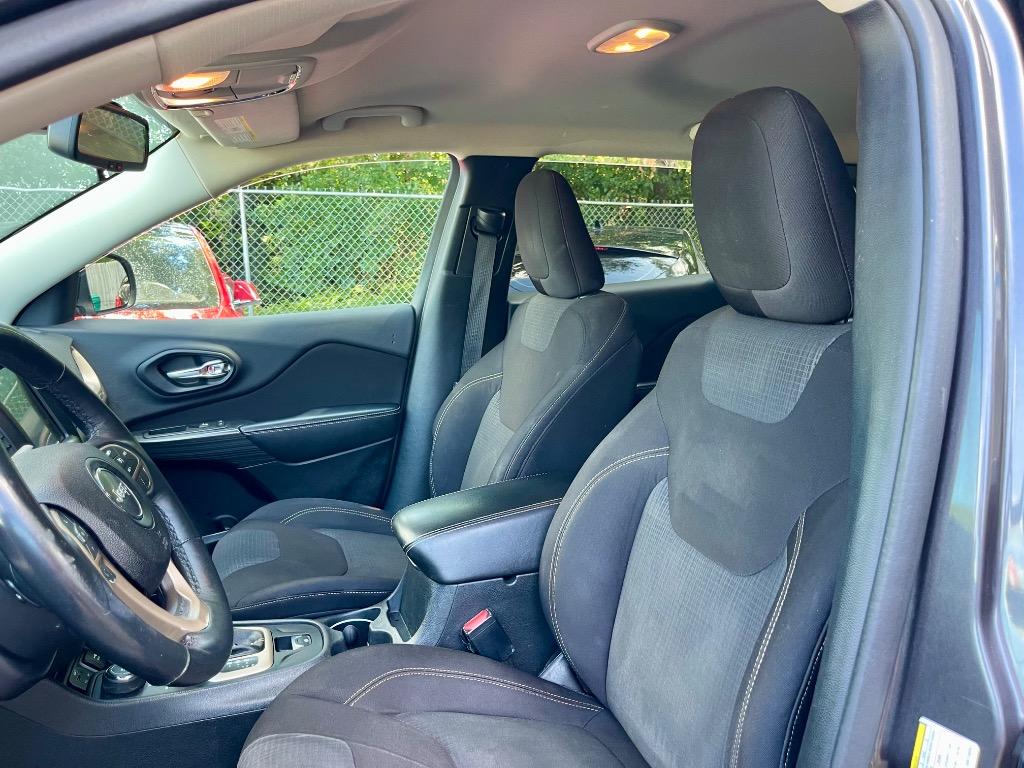 2016 Jeep Cherokee