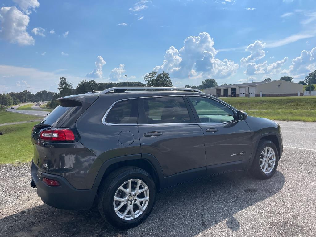 2016 Jeep Cherokee