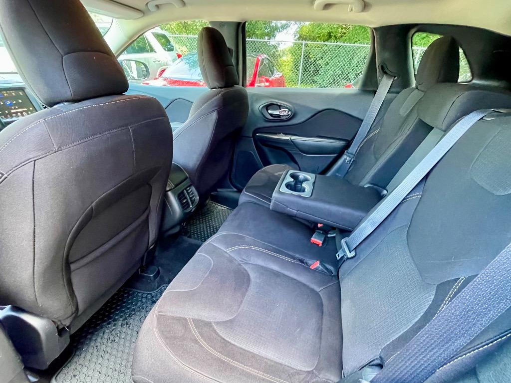 2016 Jeep Cherokee