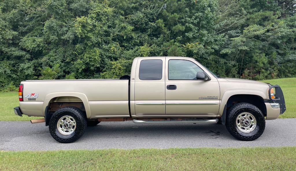 2004 GMC Sierra