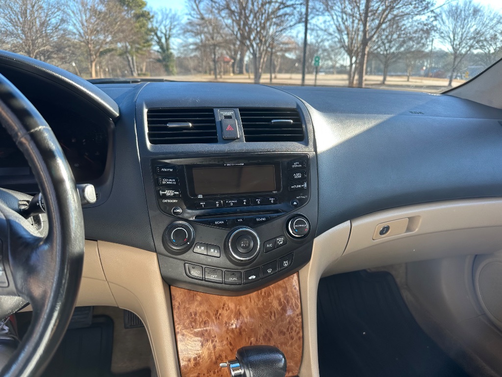 2005 Honda Accord EX photo