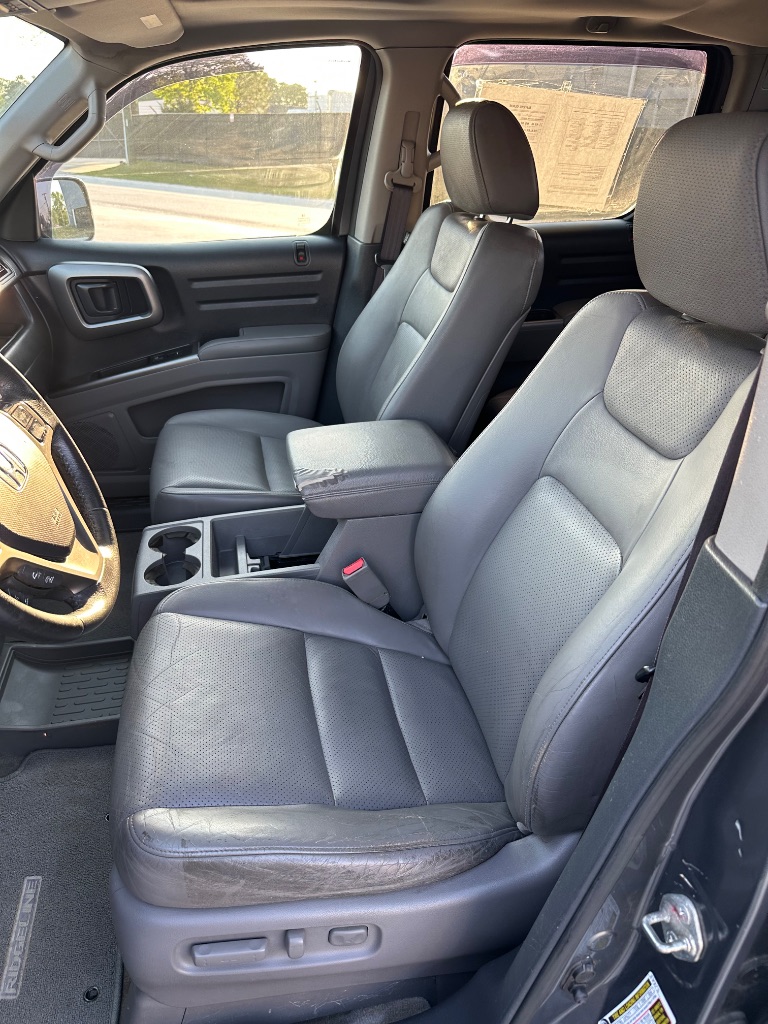 2013 Honda Ridgeline RTL photo