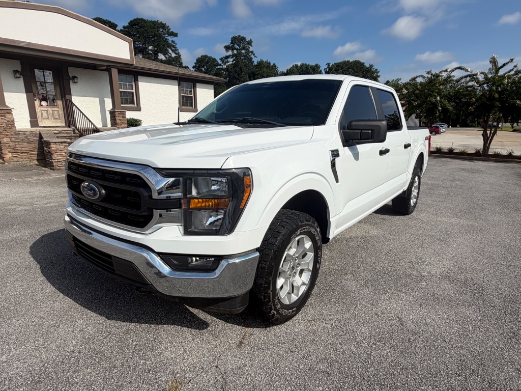 2023 Ford F-150 - $34,995