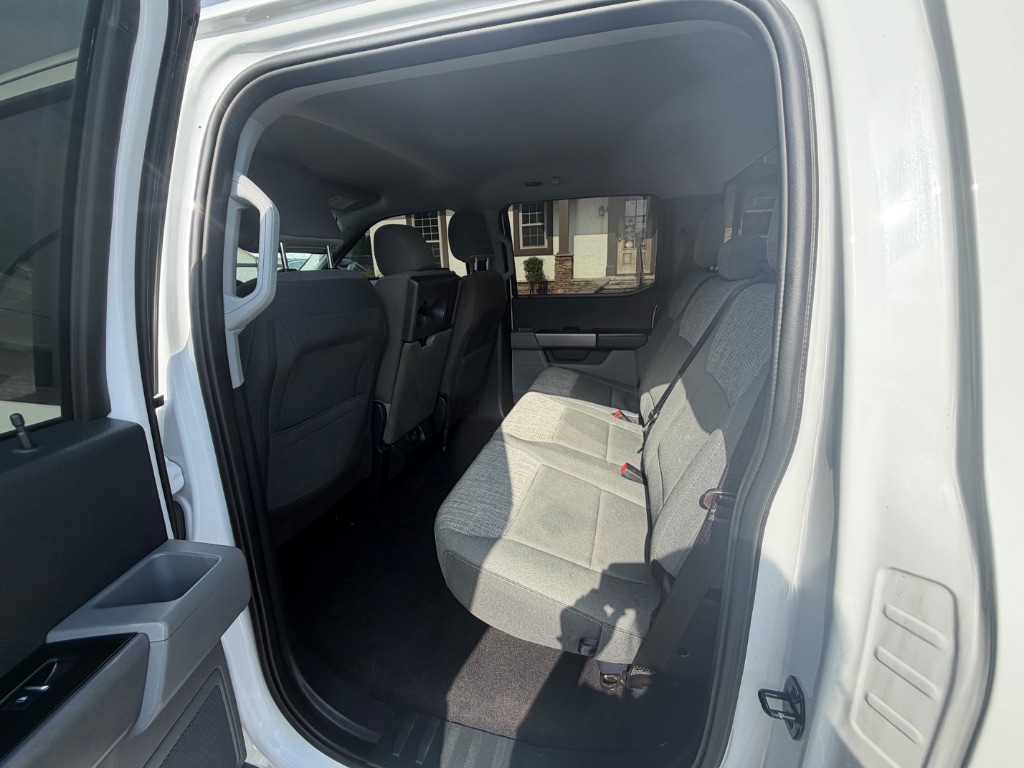 2023 Ford F-150 - $34,995