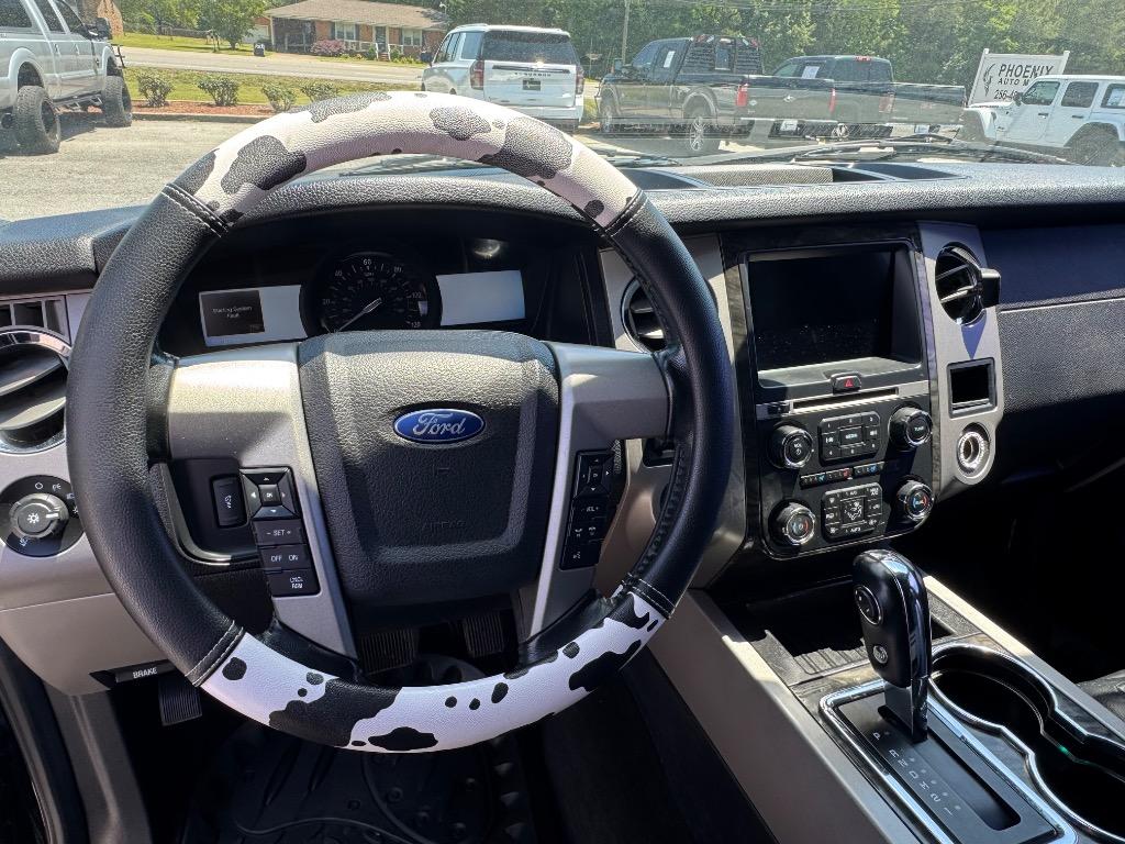 2017 Ford Expedition - $13,995