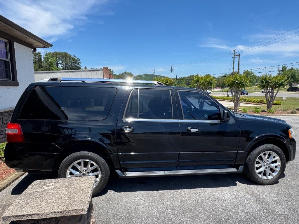 2017 Ford Expedition - $13,995