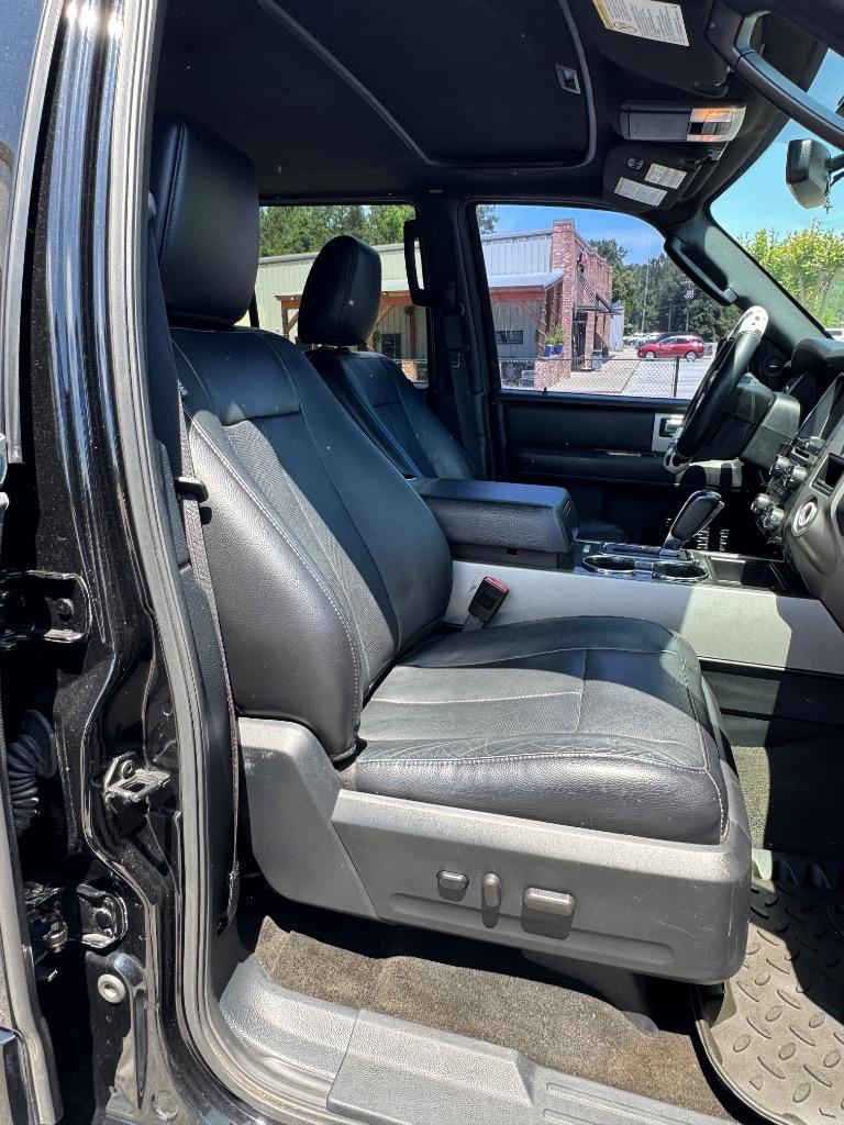 2017 Ford Expedition - $13,995