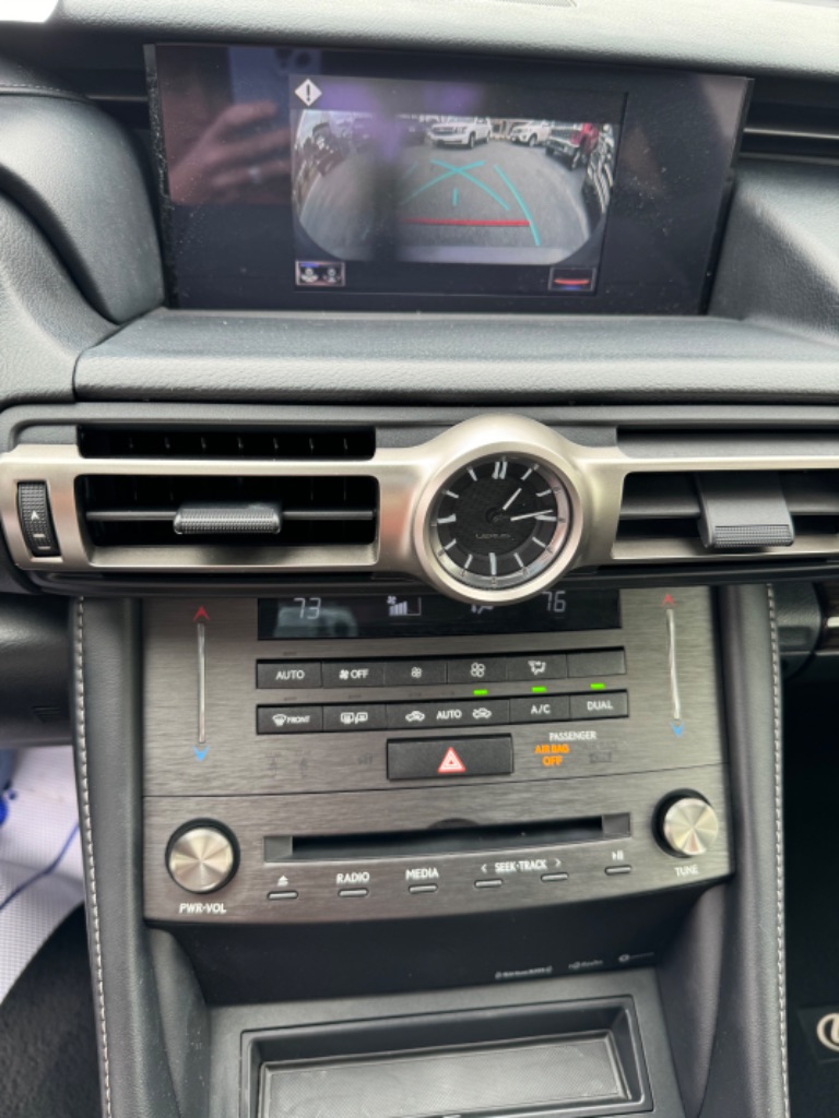 2019 Lexus RC 300 photo