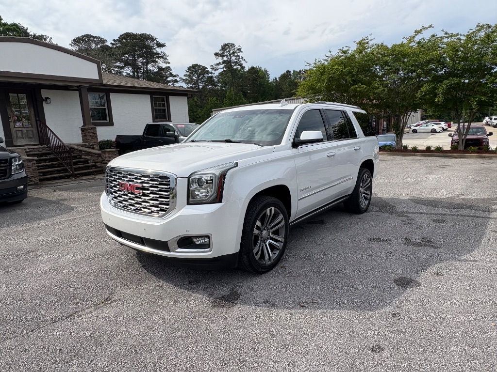 2018 GMC Yukon Denali photo