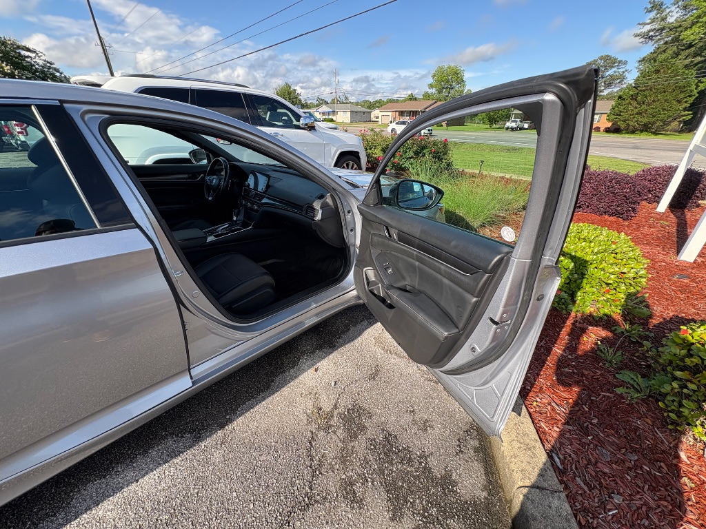 2021 Honda Accord Sport photo