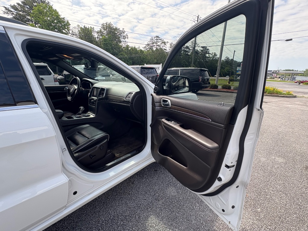2018 Jeep Grand Cherokee Overland photo