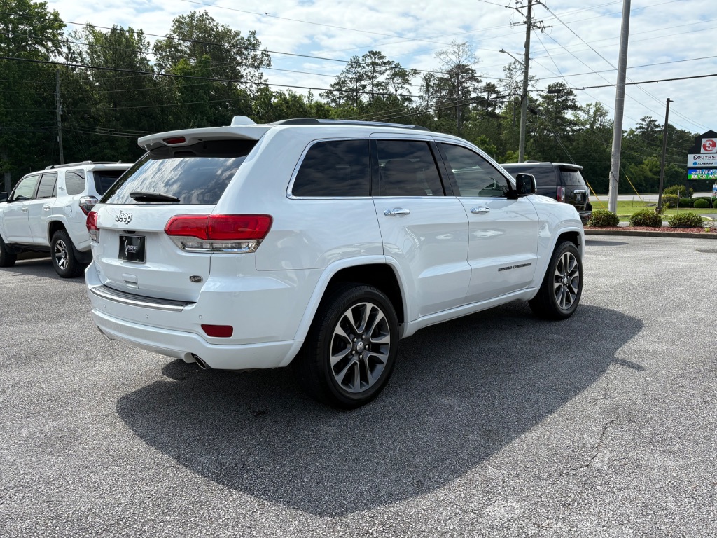 2018 Jeep Grand Cherokee Overland photo