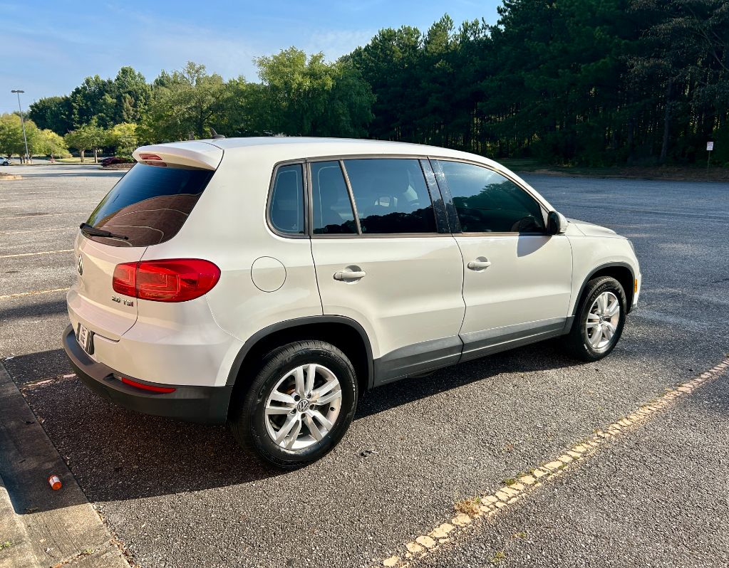 2014 Volkswagen Tiguan - $4,500