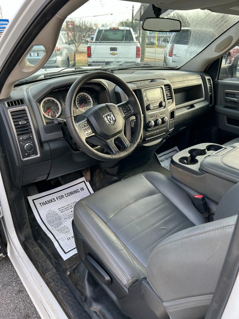 2017 RAM 1500 Tradesman photo