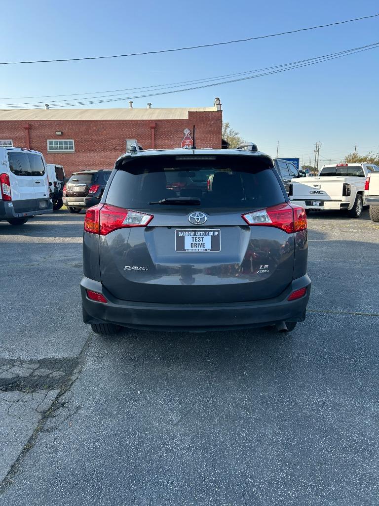 2013 Toyota RAV4 LE photo