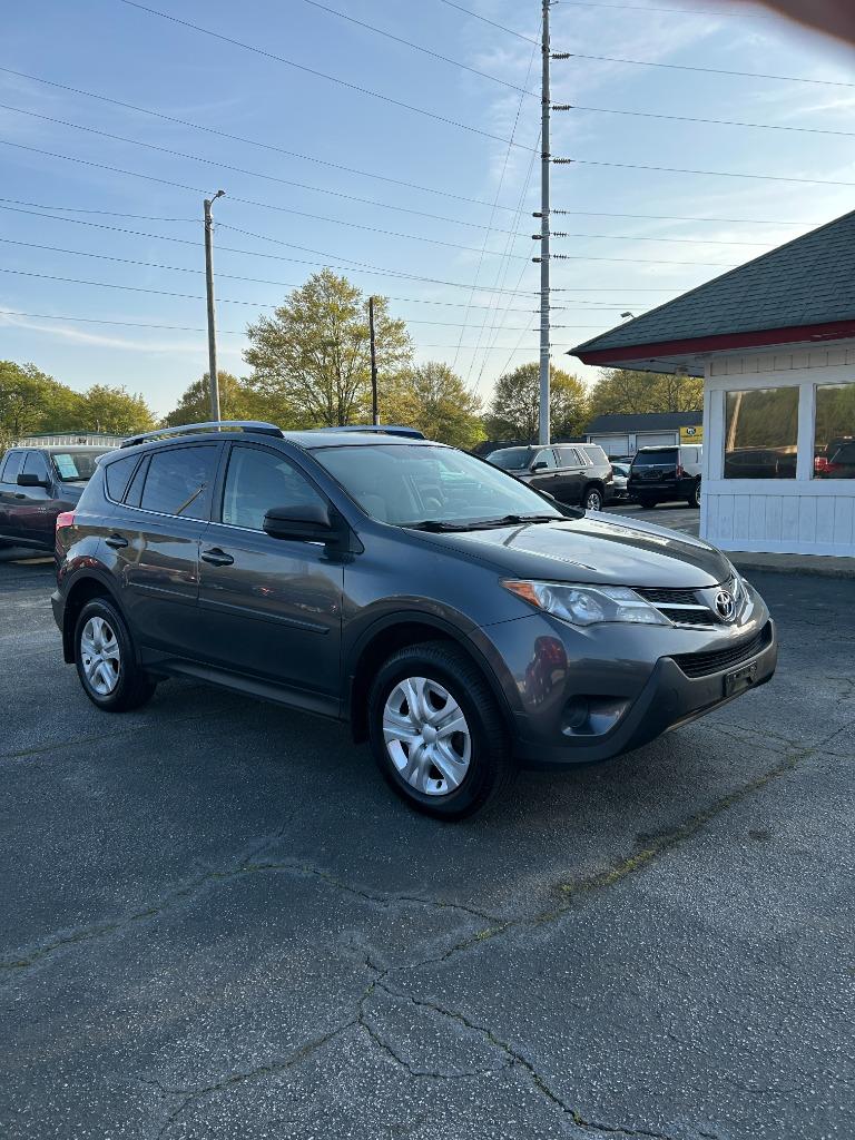 2013 Toyota RAV4 LE photo