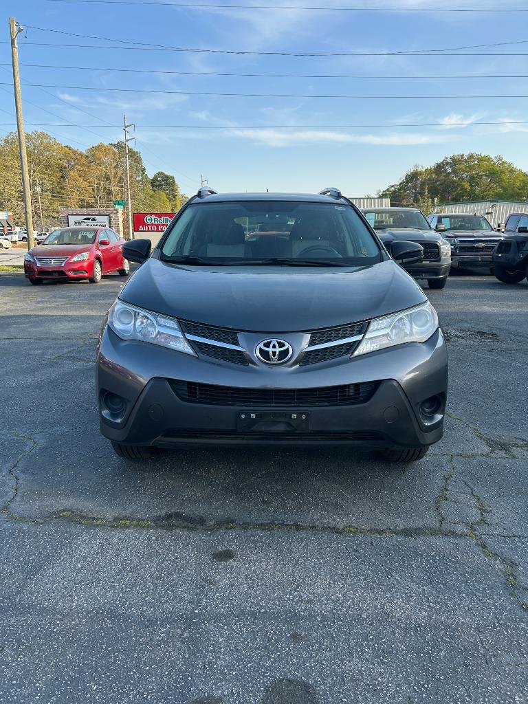 2013 Toyota RAV4 LE photo
