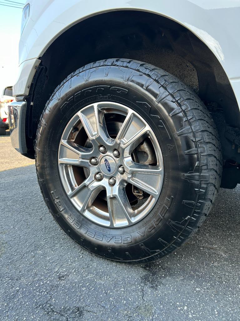 2016 Ford F150 XLT photo