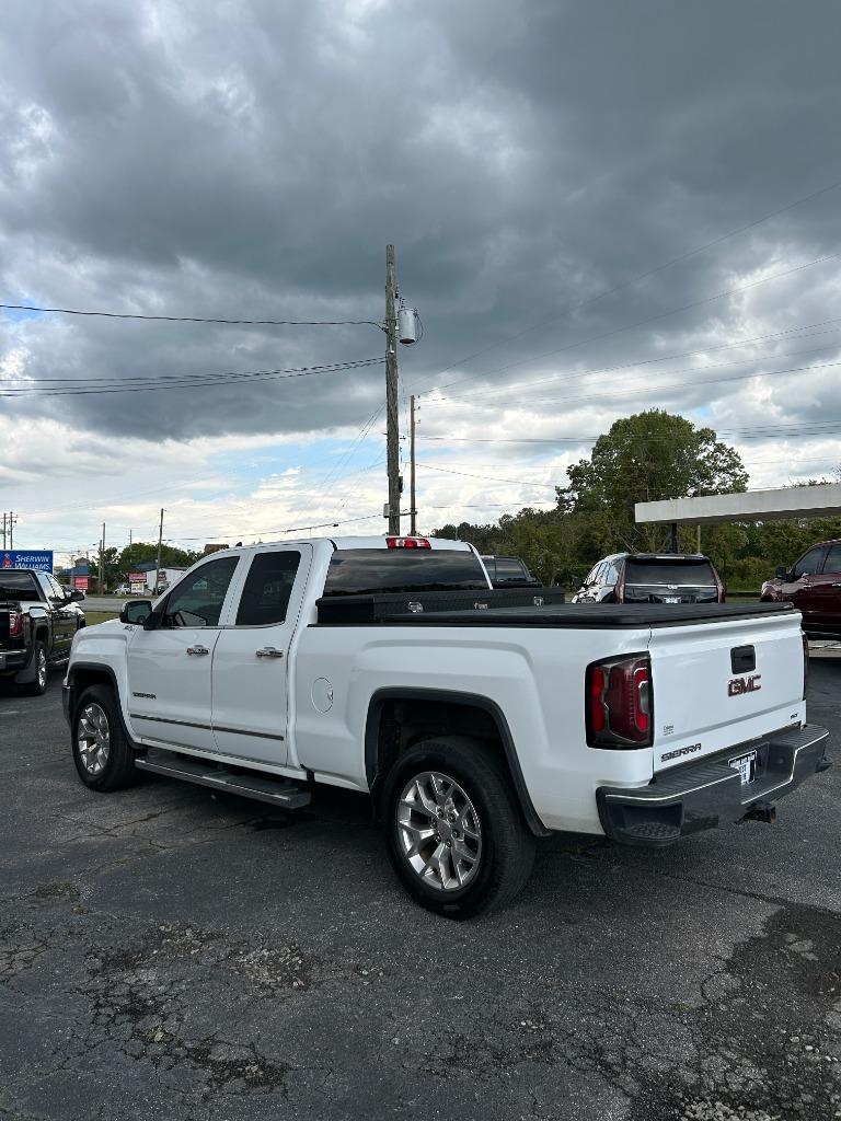 2017 GMC Sierra 1500 SLT photo