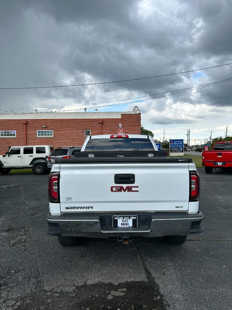 2017 GMC Sierra 1500 SLT photo