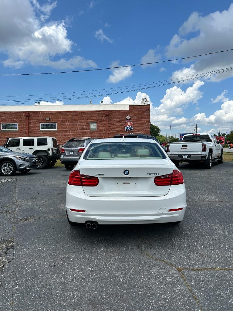 2013 BMW MDX 328i xDrive photo