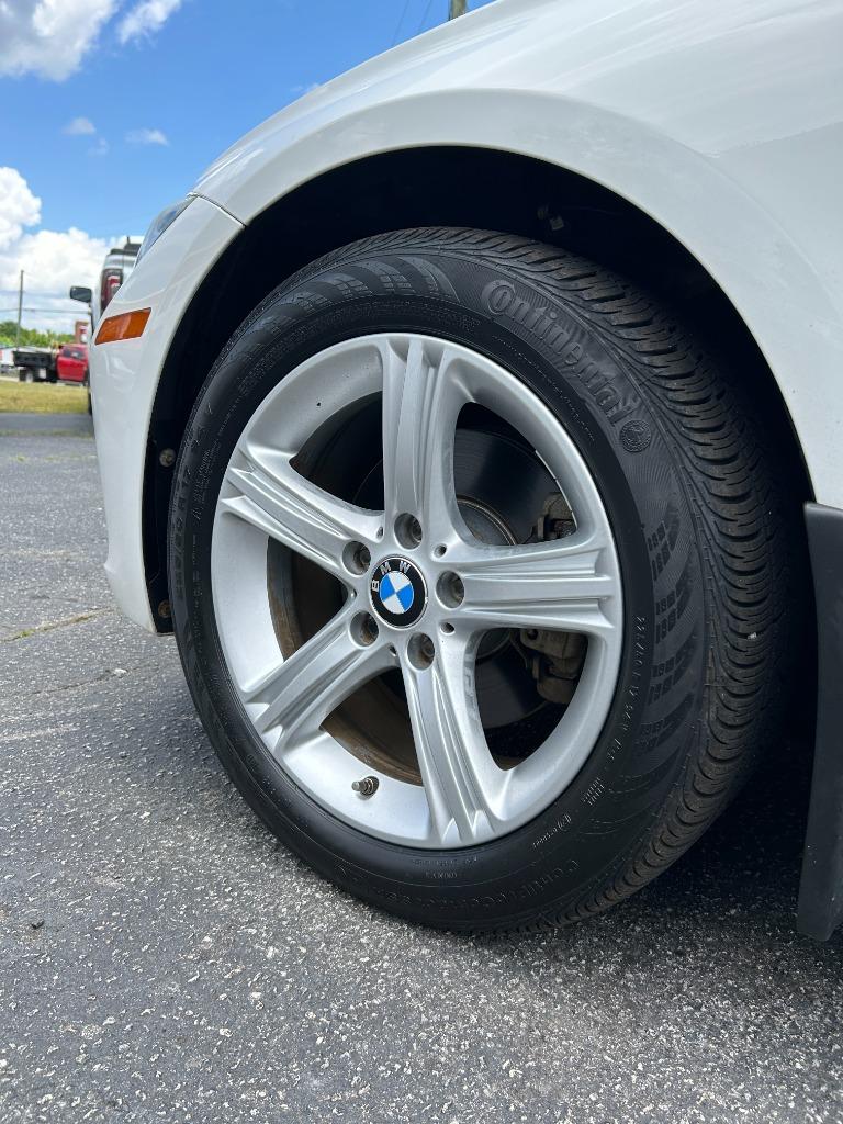 2013 BMW MDX 328i xDrive photo