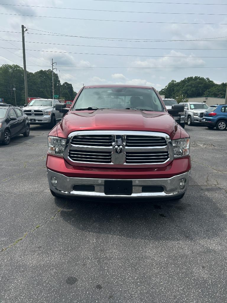 2015 RAM 1500 SLT photo