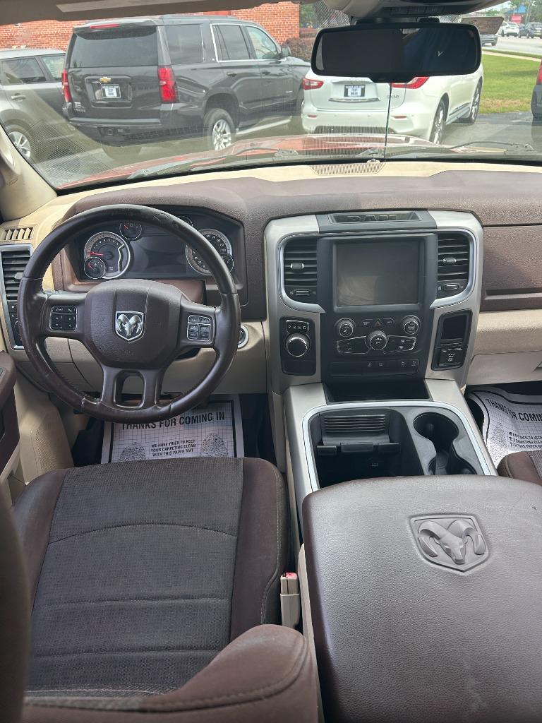 2015 RAM 1500 SLT photo