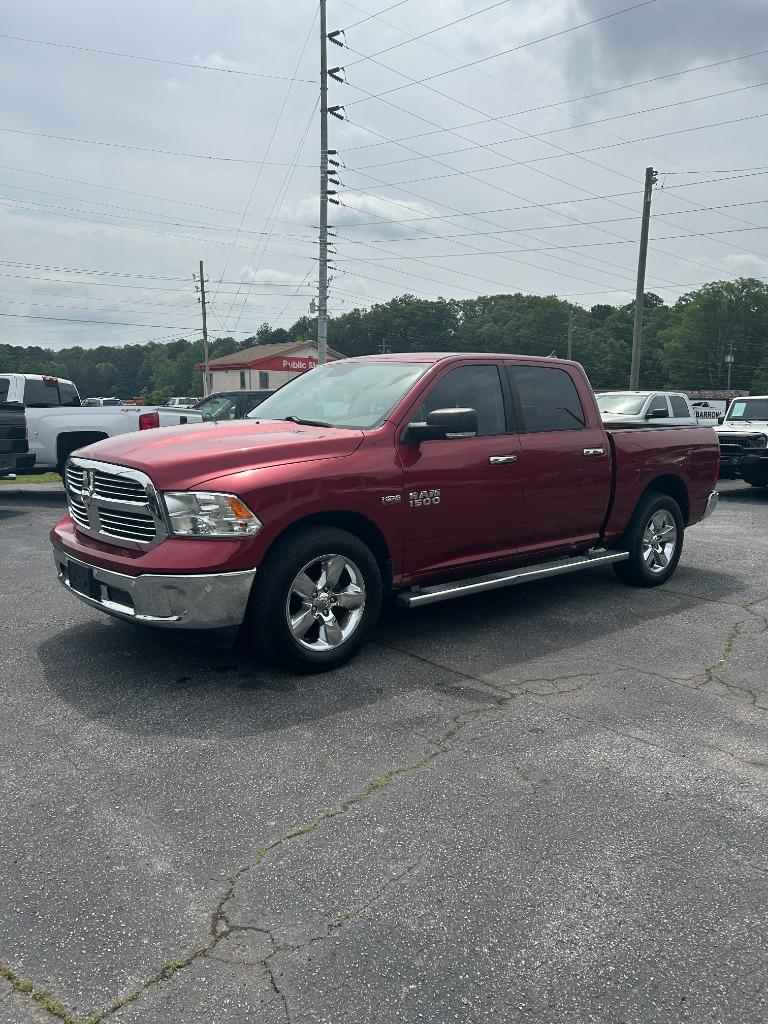 2015 RAM 1500 SLT photo